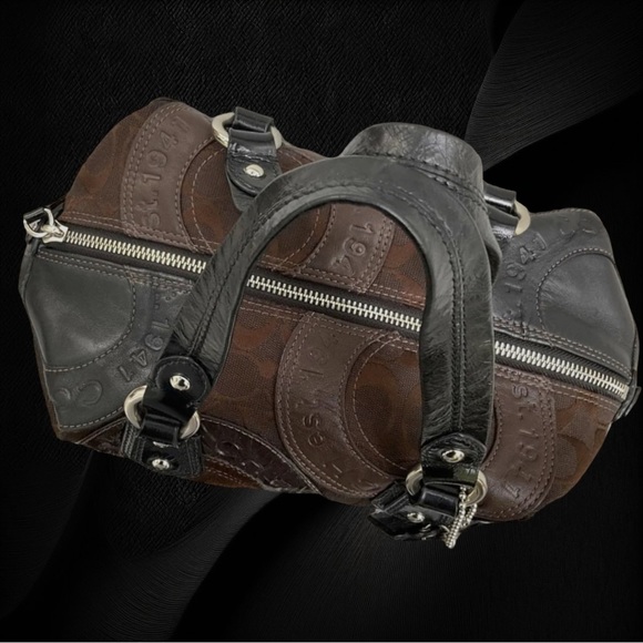 COACH Ashley 15474 Patchwork Shoulder Bag 13”x9”x4” Inside pockets. BlackBrn EUC - Picture 5 of 15